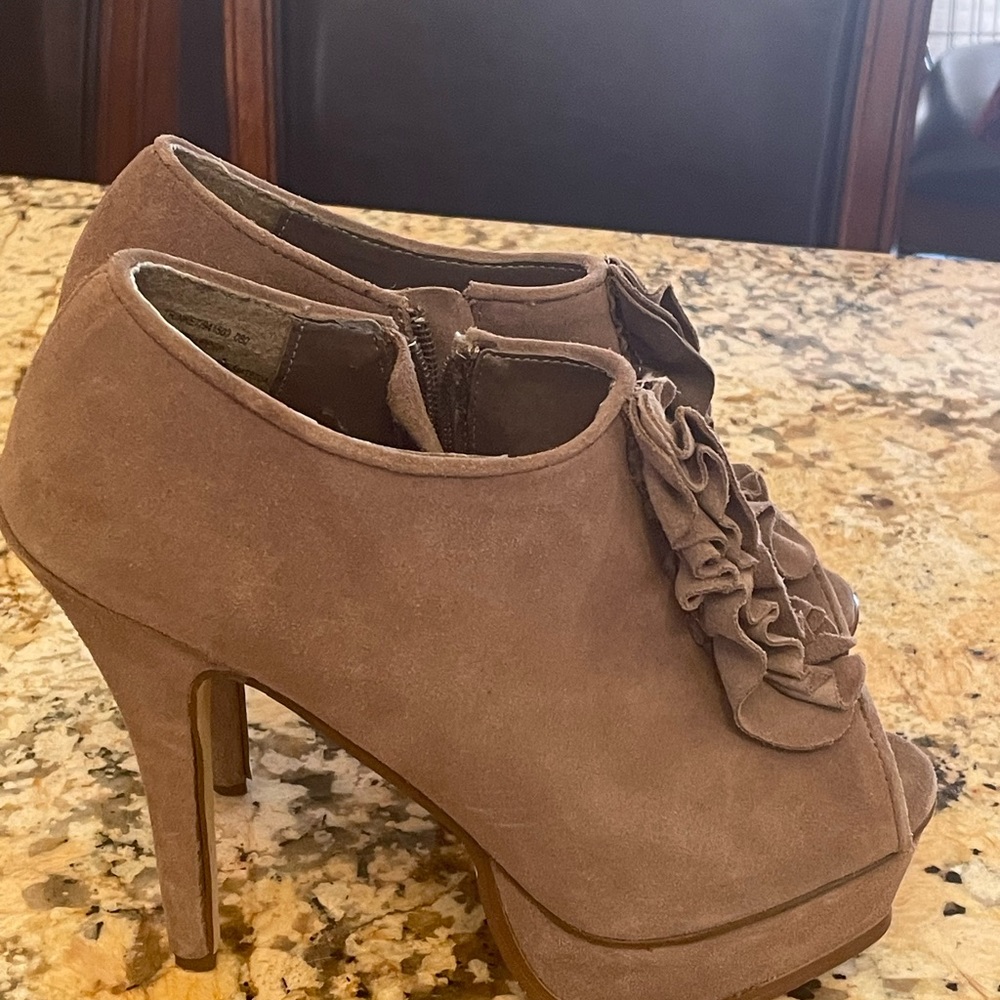 5 inch heals